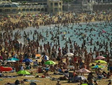«Κύμα» καύσωνα σαρώνει την Ευρώπη- Στους 46ο C η θερμοκρασία στην Πορτογαλία (φωτο)